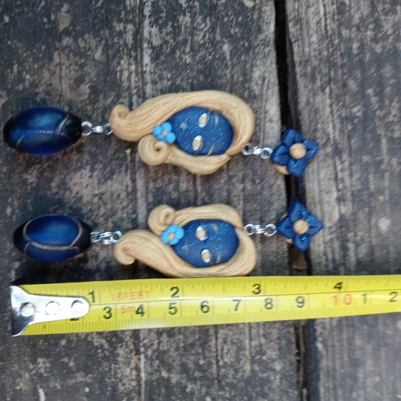 💛🌼 Nouveau Lady 🎇Earrings 💠 - Picture 3 of 4